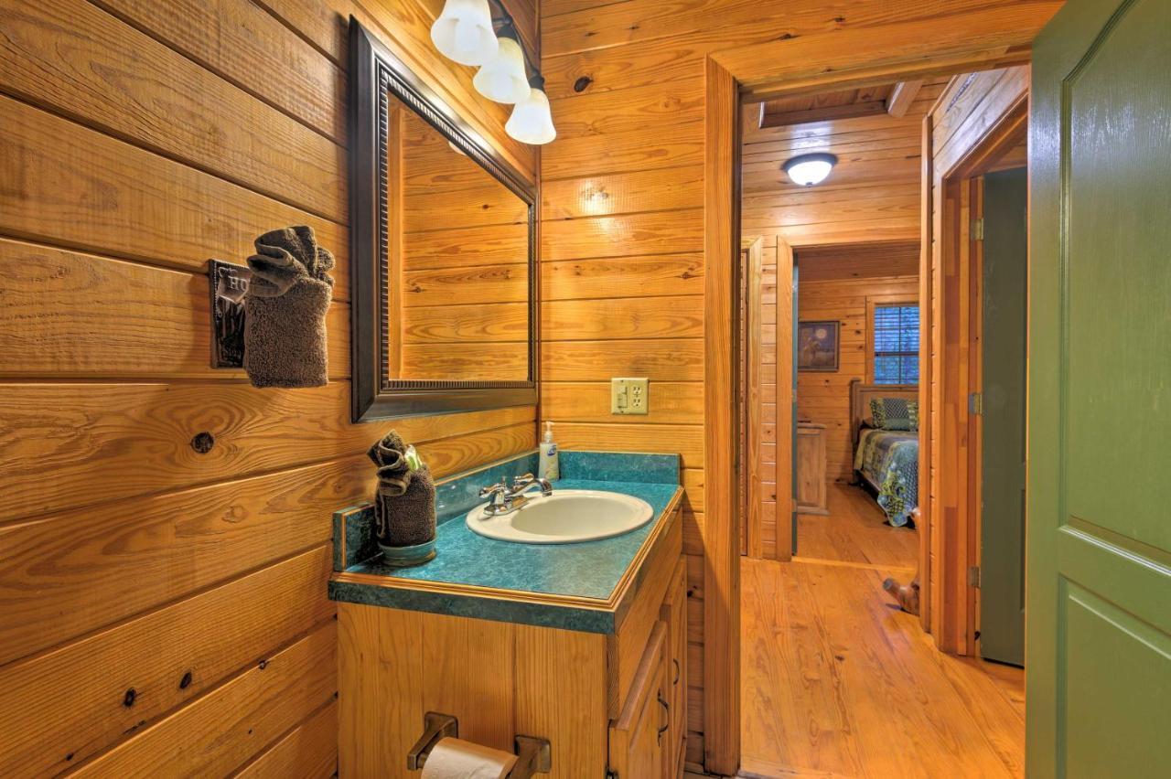 Villa Hochatown Hideaway With Hot Tub, Grill And Fire Pit! Stephens Gap Exterior foto
